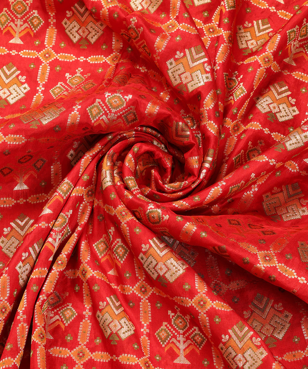 Red_Handloom_Pure_Katan_Silk_Cutwork_Banarasi_Patola_Dupatta_WeaverStory_05