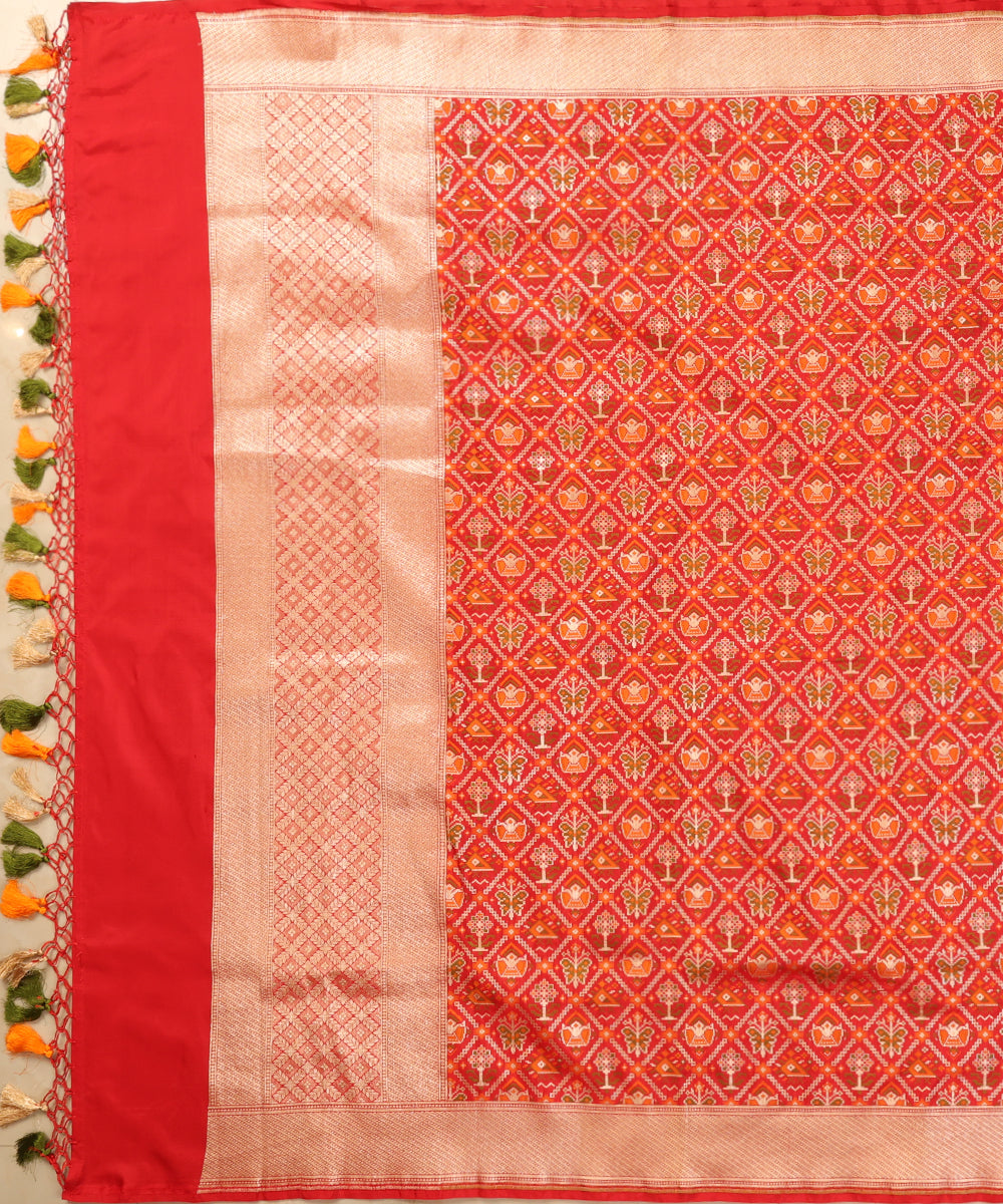 Red_Handloom_Pure_Katan_Silk_Banarasi_Patola_Dupatta_WeaverStory_02
