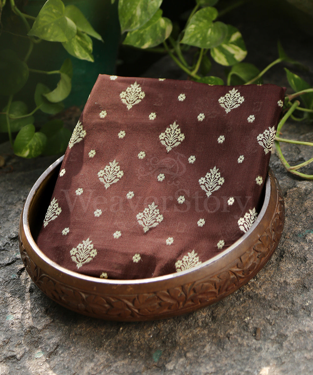 Wine_Handloom_Katan_Georgette_Banarasi_Dupatta_with_Gold_Booti_WeaverStory_01