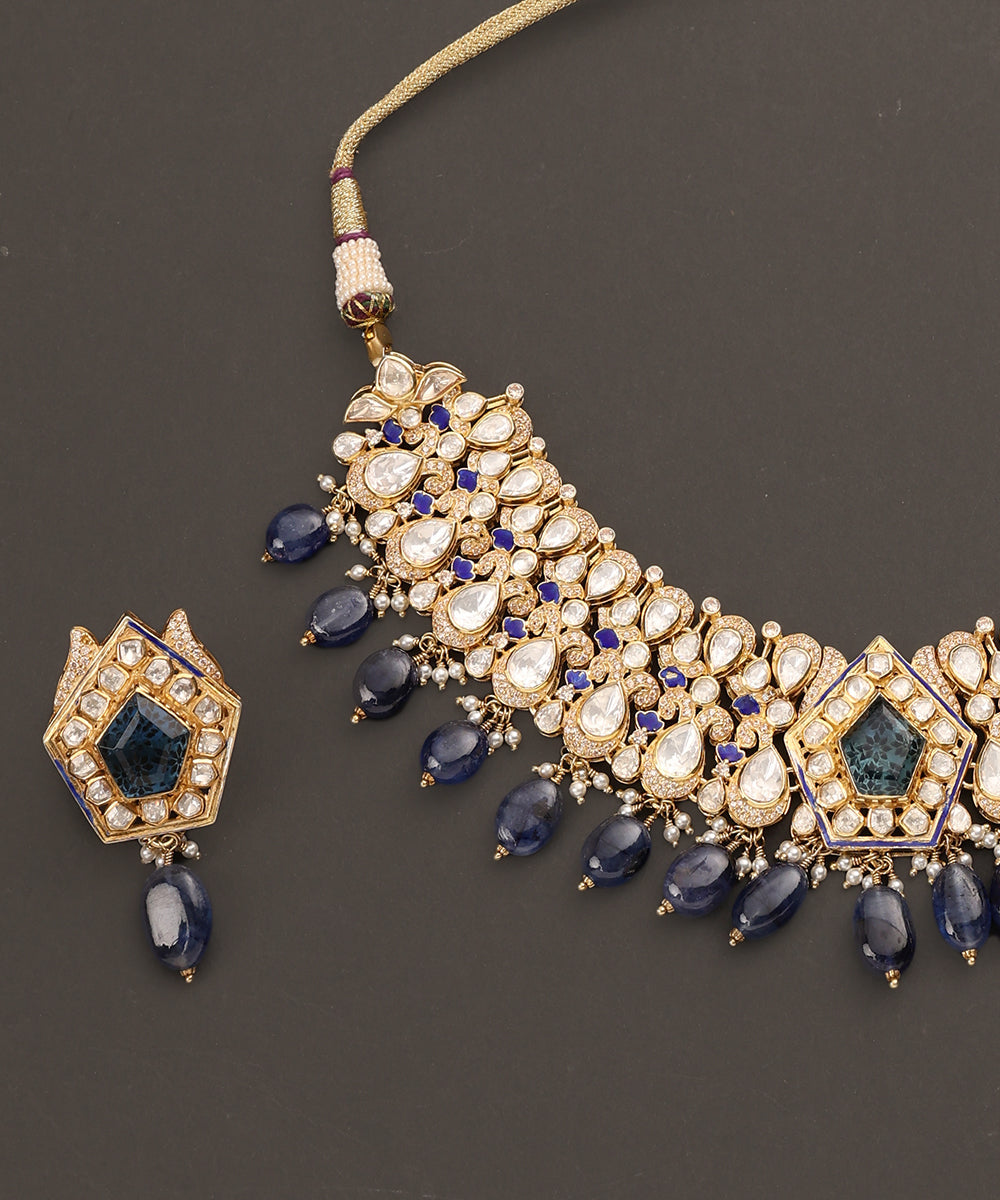 Mahvash_Handcrafted_Pure_Silver_Choker_Necklace_Set_With_Semi_Precious_Stones_WeaverStory_04