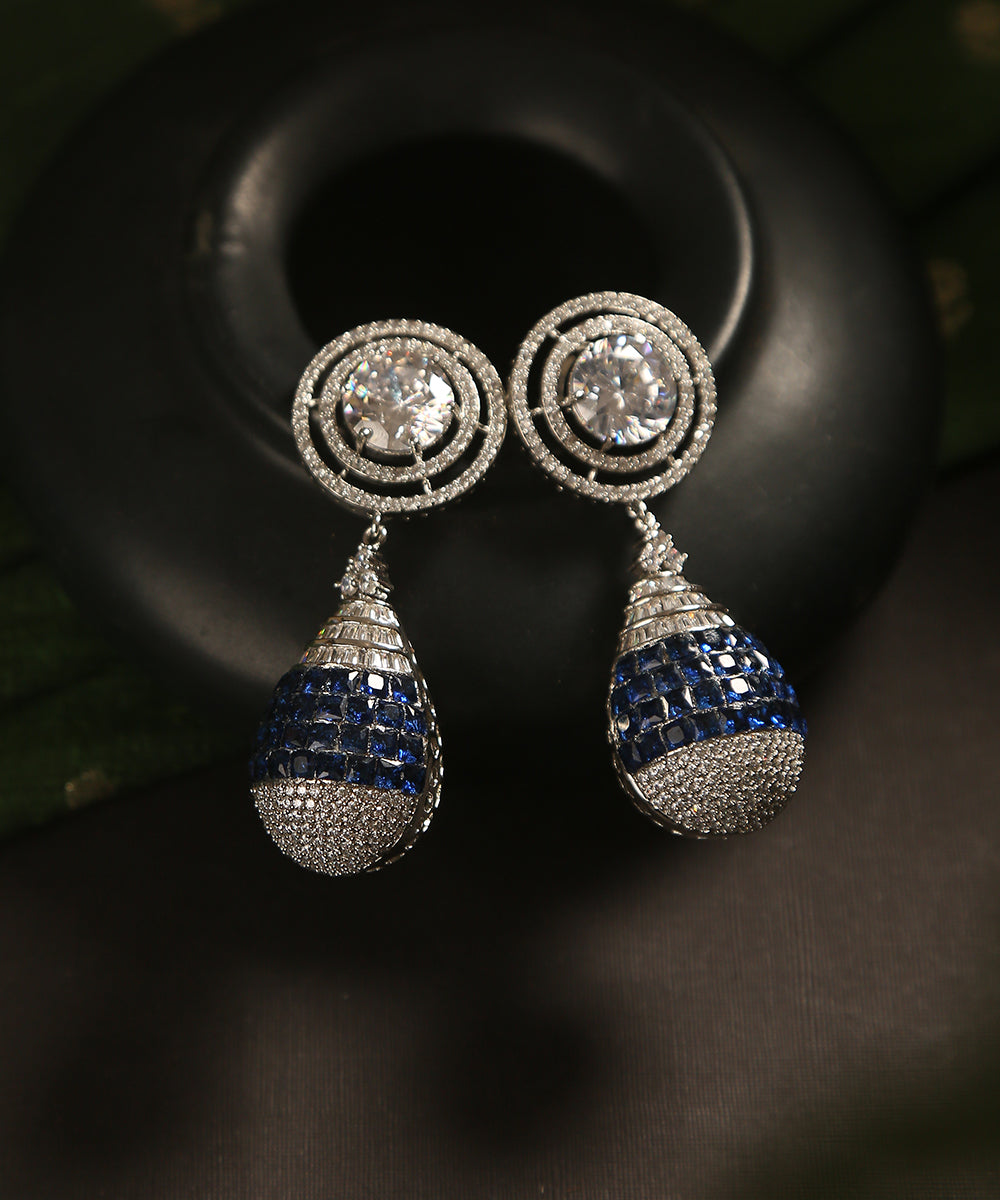 Aabid_Handcrafted_Earrings_With_Semi_Precious_Stones_WeaverStory_01