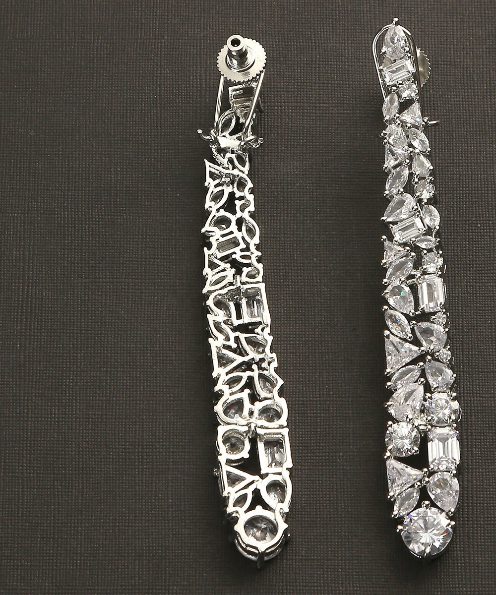 Yahana_Handcrafted_Earrings_With_Semi_Precious_Stones_WeaverStory_03