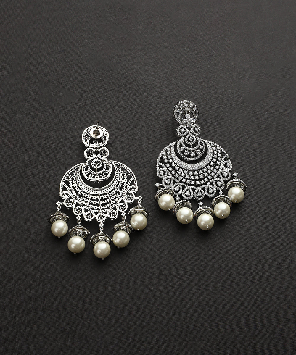 Daya_Handcrafted_Chandbali_With_Semi_Precious_Stones_And_Pearls_WeaverStory_03