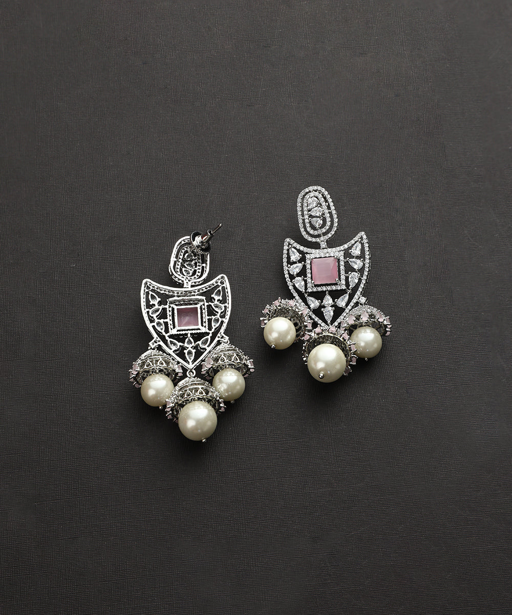 Dhara_Handcrafted_Earrings_With_Semi_Precious_Stones_And_Pearls_WeaverStory_03