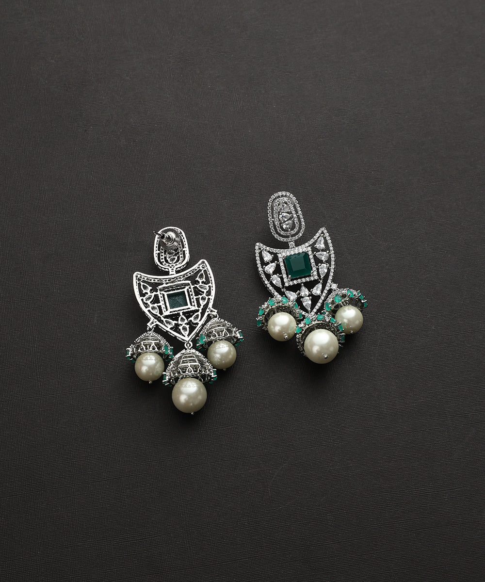 Geena_Handcrafted_Earrings_With_Semi_Precious_Stones_WeaverStory_02
