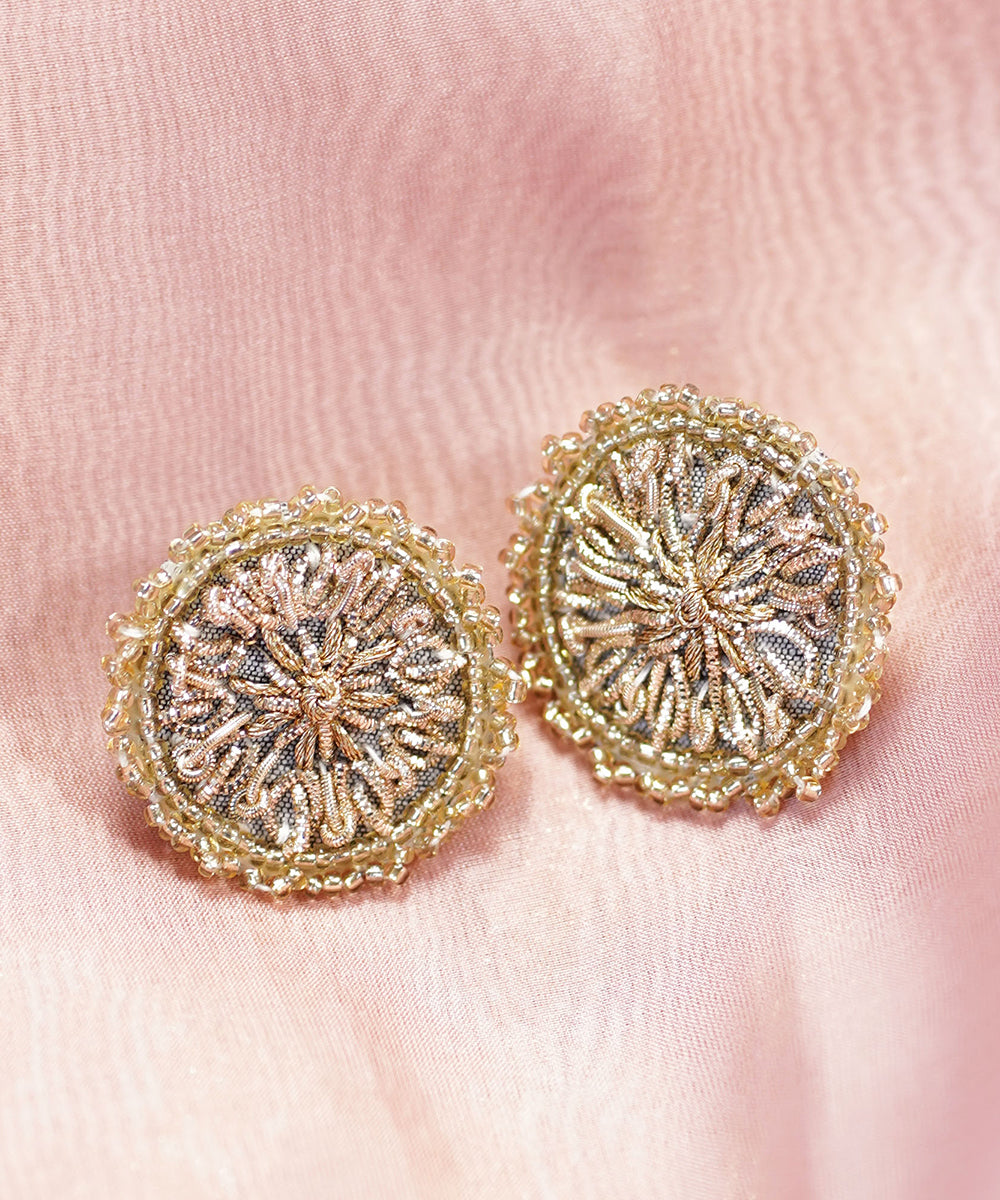 Handcrafted_Gold_&_Silver_Threadwork_Stud_Earrings_WeaverStory_04