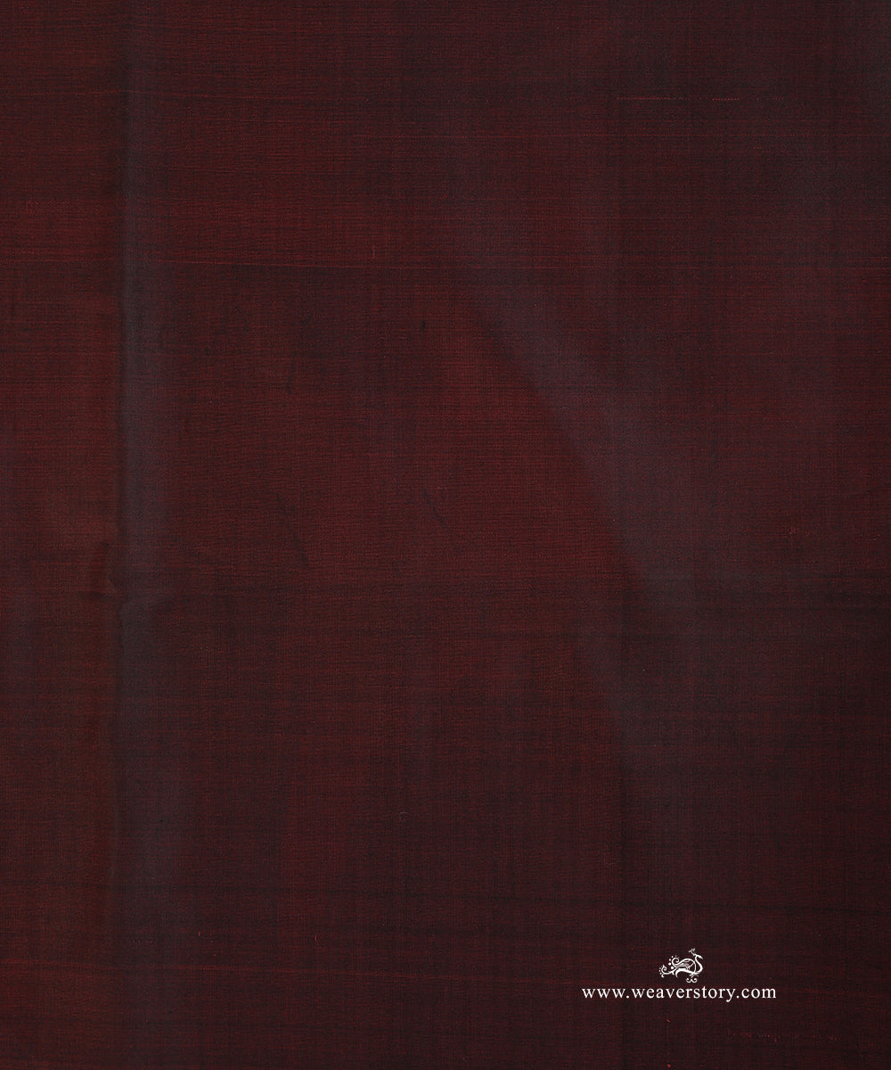 Handloom_Maroon_And_Black_Dual_Tone_Pure_Mushroo_Silk_Banarasi_Fabric_WeaverStory_03