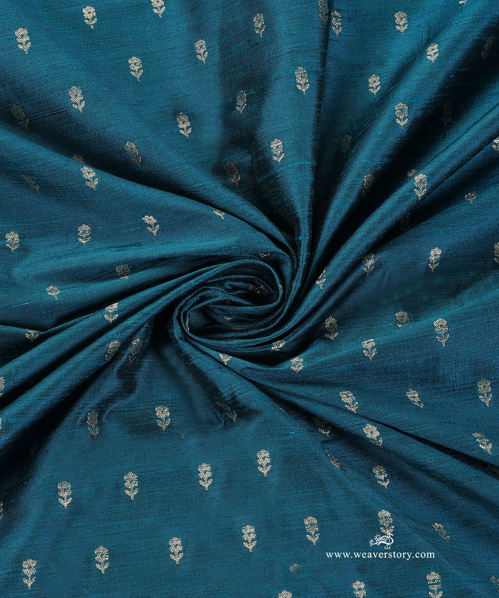 Handloom_Teal_Pure_Raw_Silk_Banarasi_Fabric_With_Small_Gold_Zari_Booti_WeaverStory_05