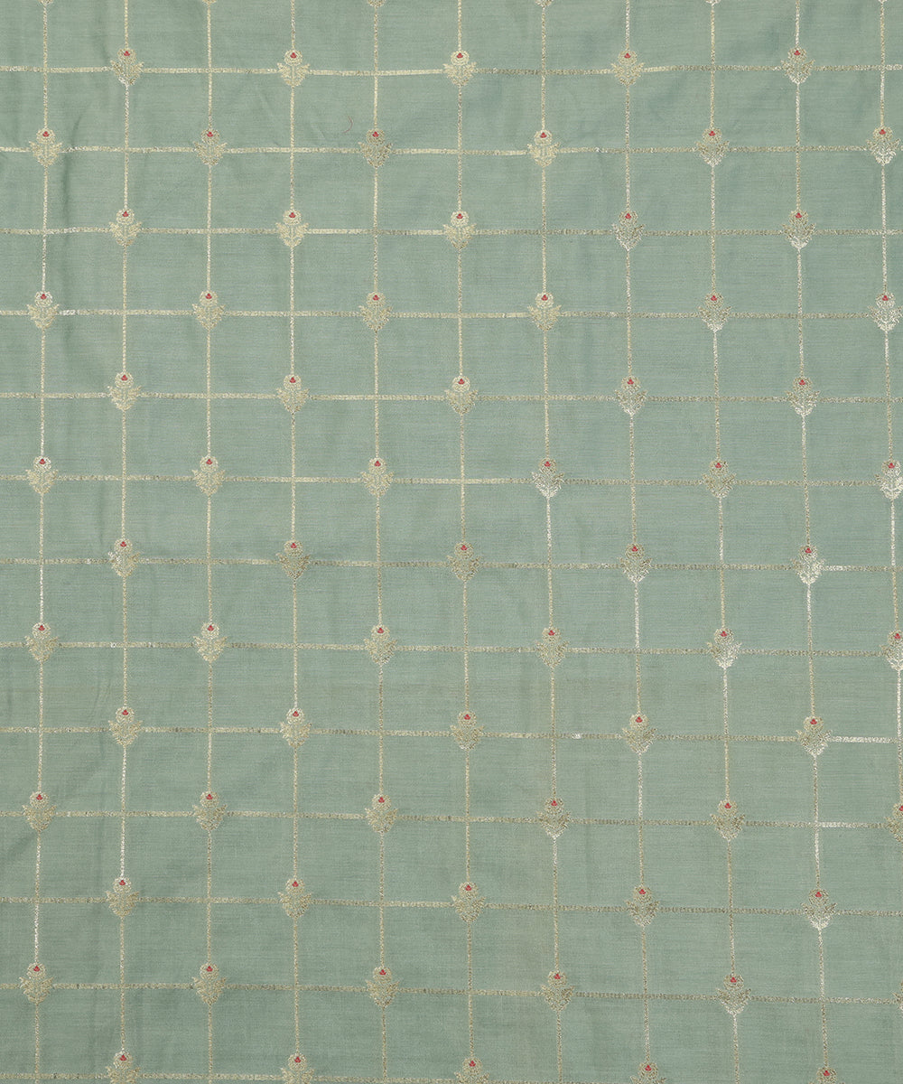 Pastel_Pistachio_Green_Handloom_Pure_Moonga_Silk_Banarasi_Fabric_With_Cutwork_Sona_Rupa_Booti_WeaverStory_02