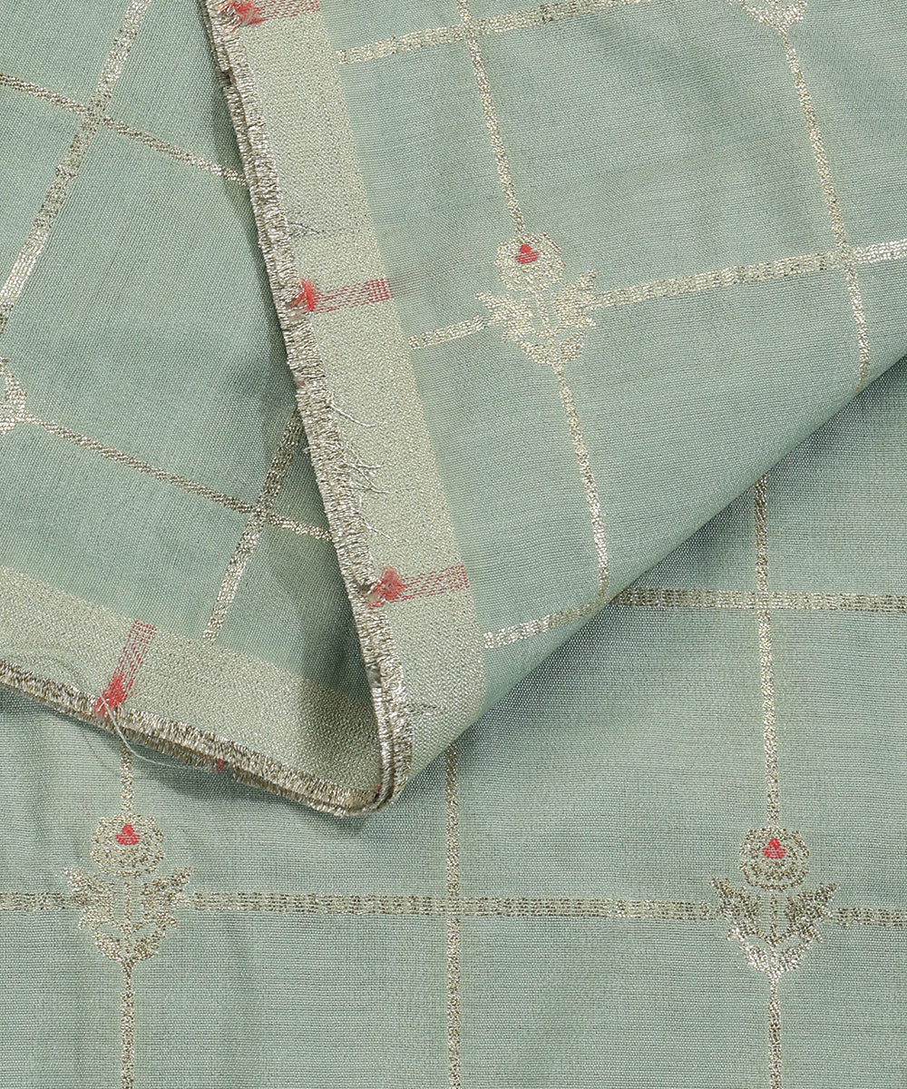 Pastel_Pistachio_Green_Handloom_Pure_Moonga_Silk_Banarasi_Fabric_With_Cutwork_Sona_Rupa_Booti_WeaverStory_04