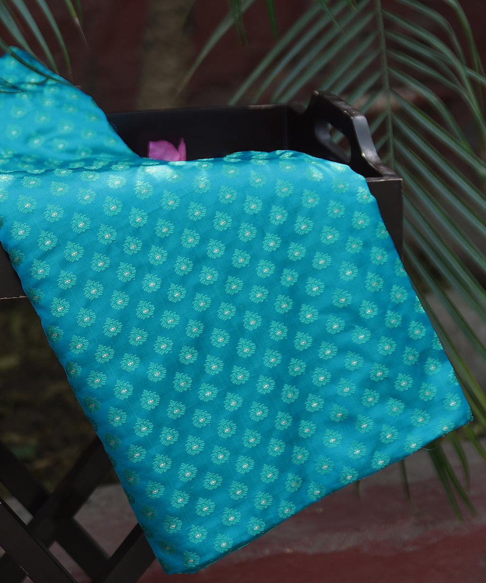 Handloom_Cerulean_Blue_Pure_Katan_Silk_Tanchoi_Banarasi_Fabric_With_Reshma_Booti_WeaverStory_01