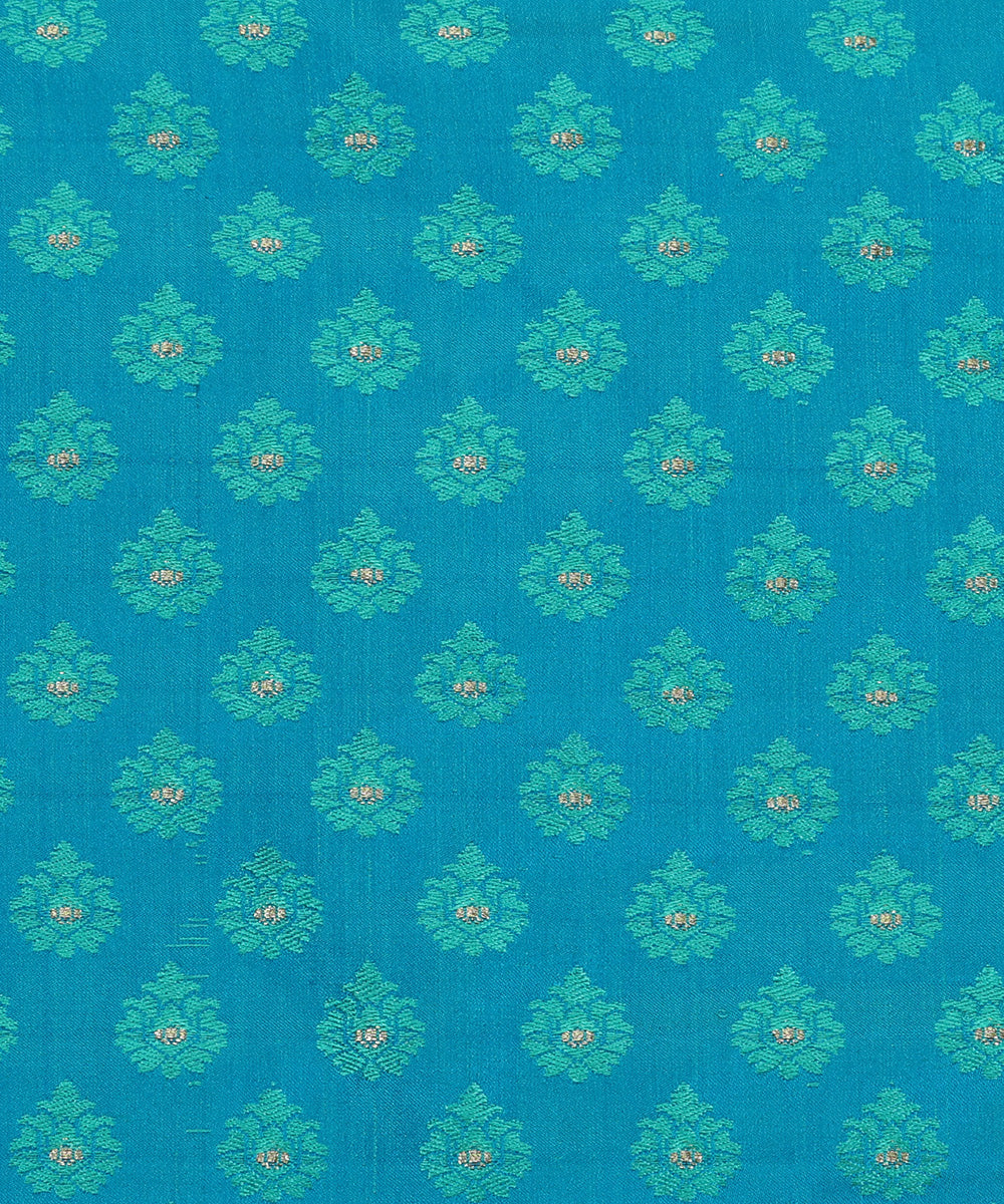 Handloom_Cerulean_Blue_Pure_Katan_Silk_Tanchoi_Banarasi_Fabric_With_Reshma_Booti_WeaverStory_03