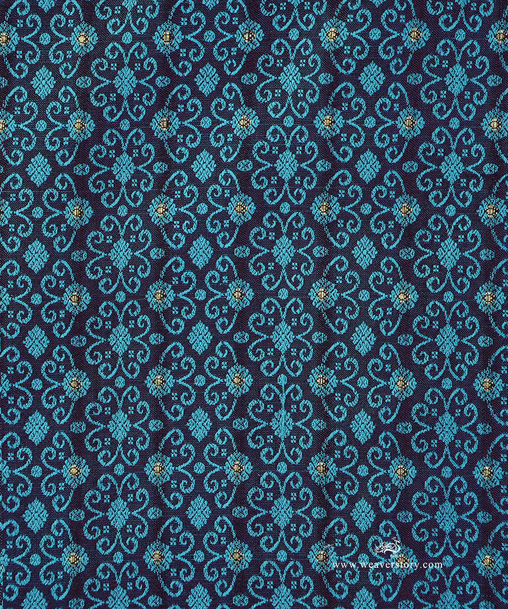 Blue_Handloom_Tanchoi_Pure_Katan_Silk_Banarasi_Fabric_WeaverStory_03