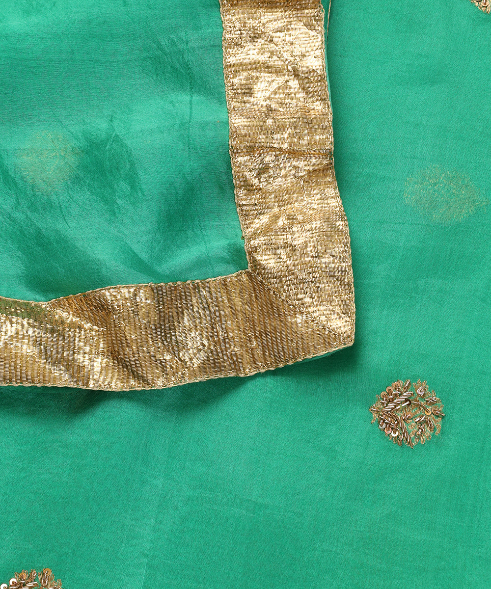 Rama_Green_Handloom_Organza_Dupatta_With_Booti_Embroidery_And_Lapa_Finishing_WeaverStory_04