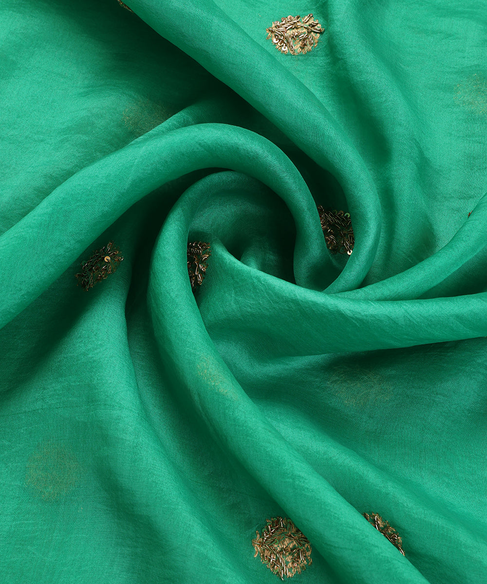 Rama_Green_Handloom_Organza_Dupatta_With_Booti_Embroidery_And_Lapa_Finishing_WeaverStory_05