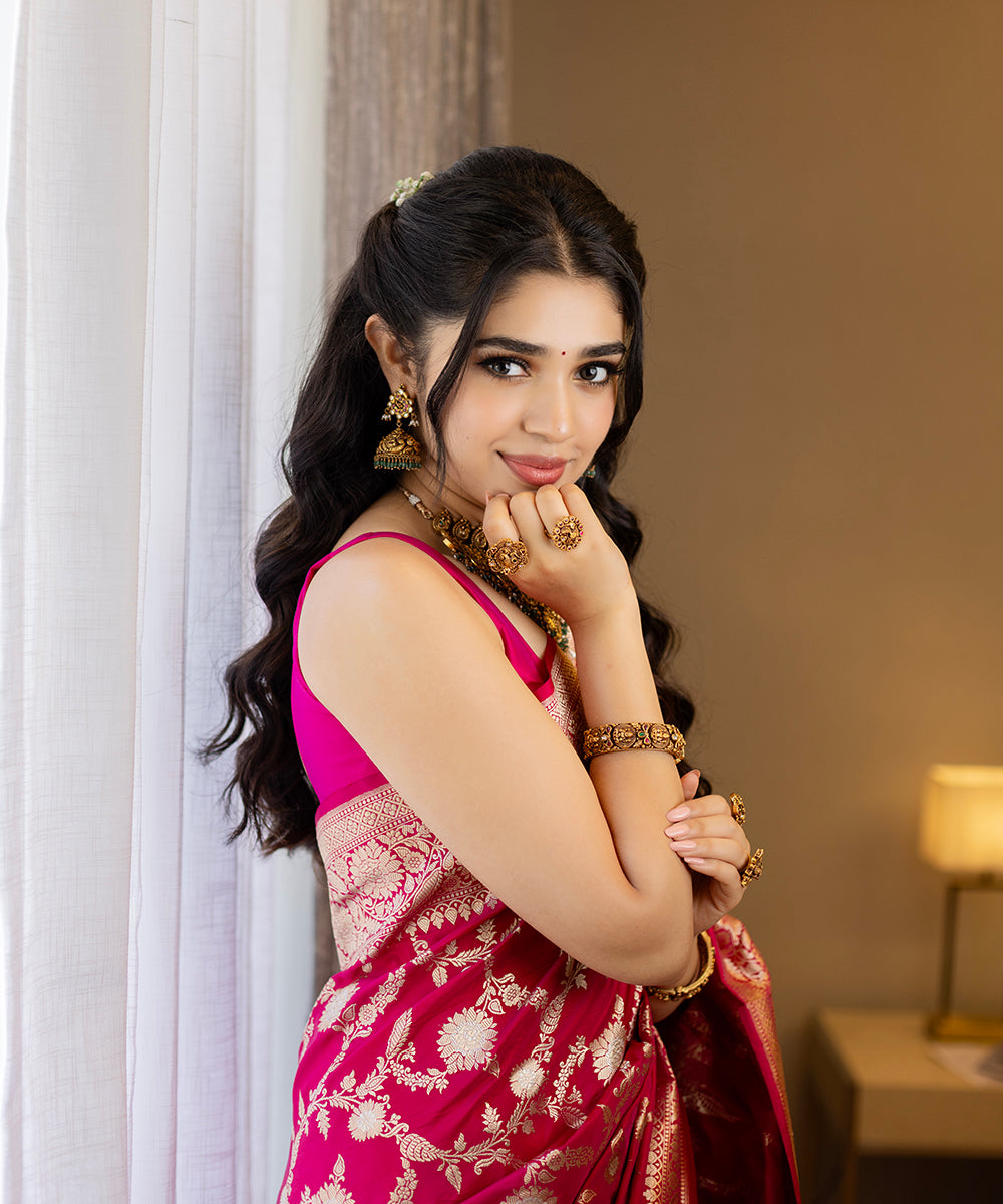 Krithi_Shetty_In_Handloom_Pink_Pure_Katan_Silk_Banarasi_Saree_With_Sona_Rupa_Jaal_WeaverStory05