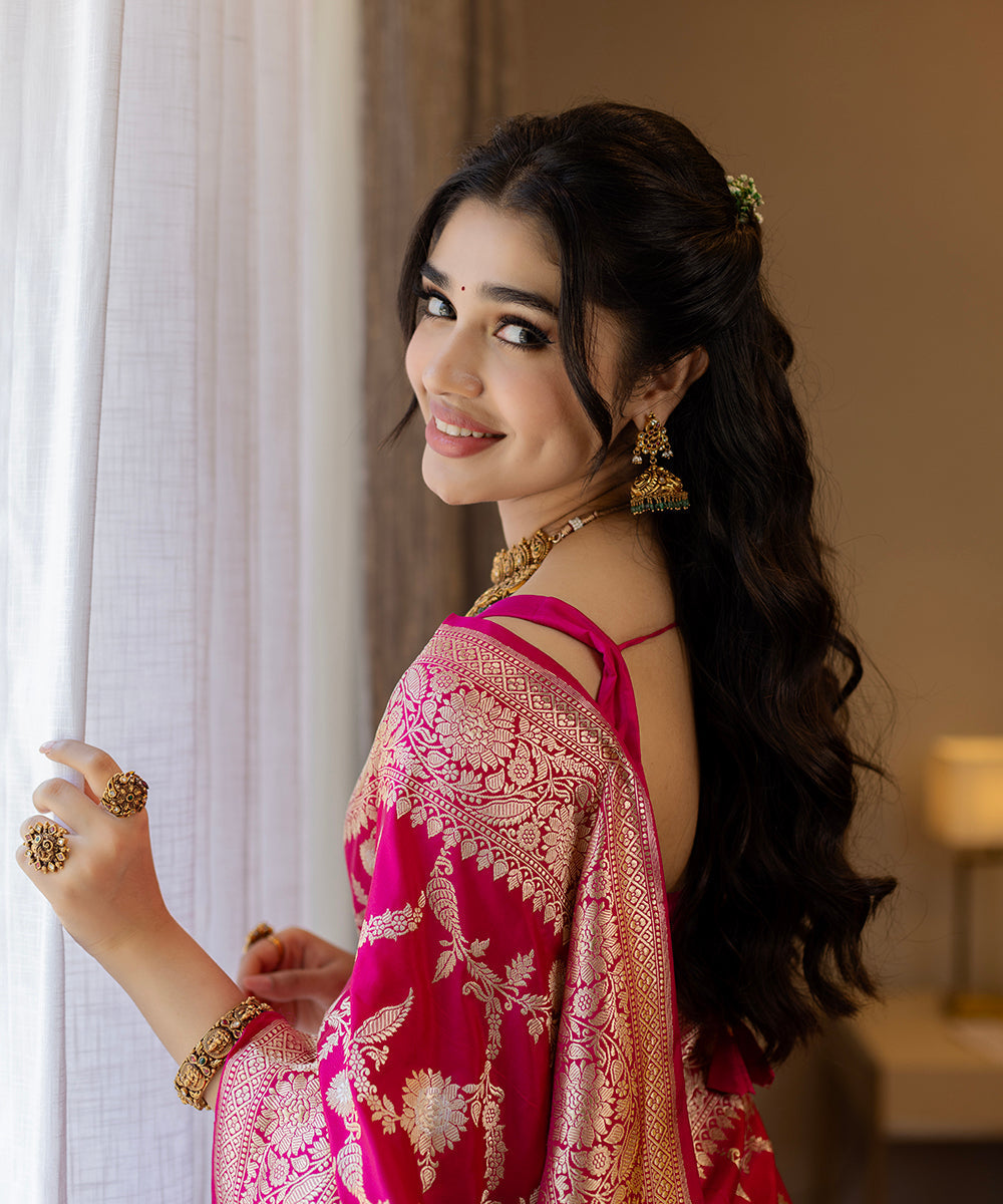 Krithi_Shetty_In_Handloom_Pink_Pure_Katan_Silk_Banarasi_Saree_With_Sona_Rupa_Jaal_WeaverStory01