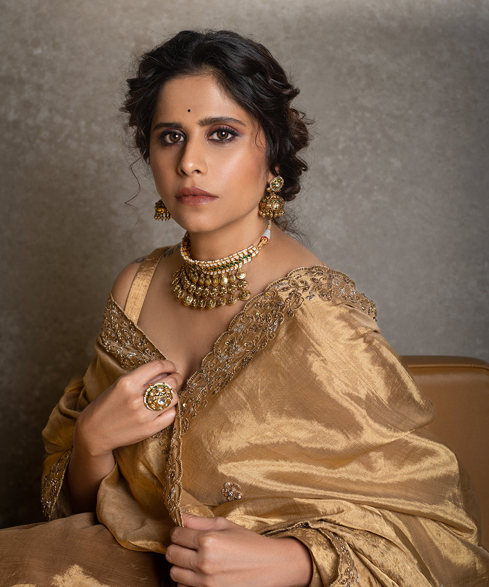 Sai_Tamhankar_In_Mastani_Handloom_Gold_Tissue_Blouse_With_Skirt_And_Tissue_Dupatta_WeaverStory04