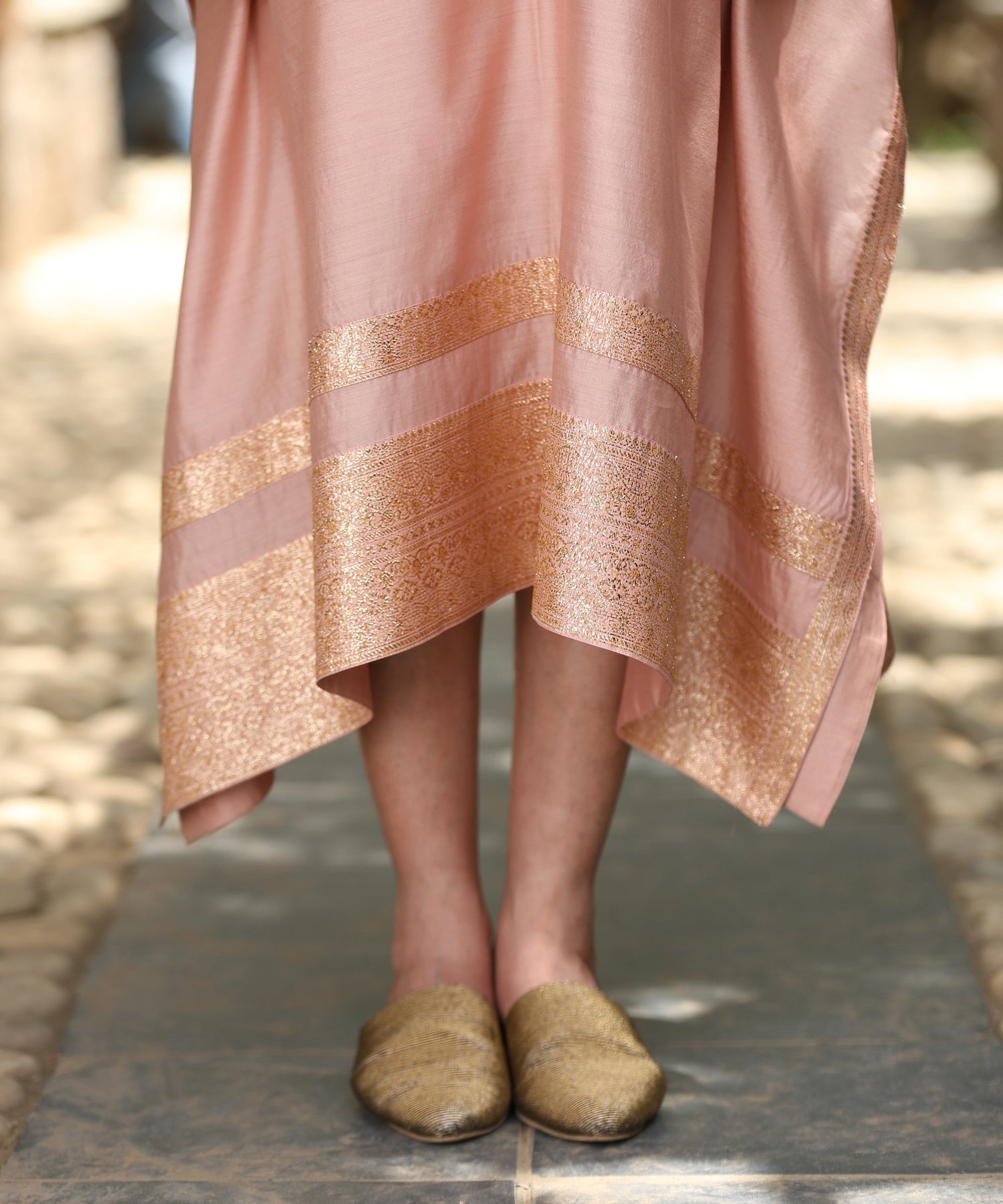 Blush_Pink_Handloom_Pure_Chiniya_Kaftan_With_Sanjaab_Finishing_WeaverStory_05