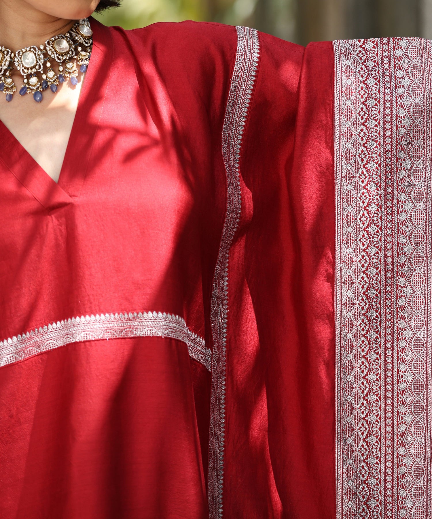 Maroon_Handloom_Pure_Chiniya_Kaftan_With_Sanjaab_Finishing_WeaverStory_06