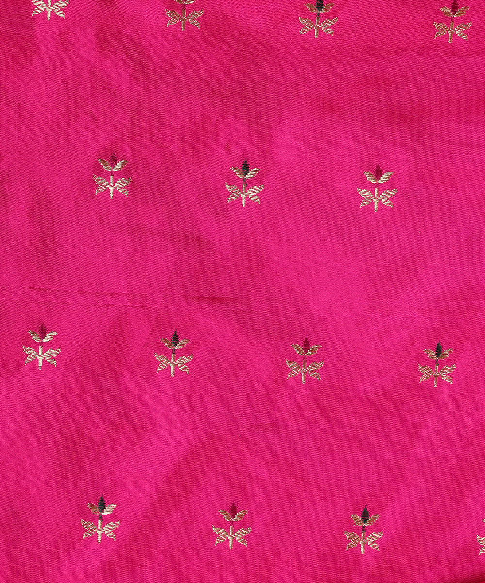 Handloom_Hot_Pink_Pure_Katan_Silk_Banarasi_Lehenga_With_Kadhwa_Shikargah_Jaal_And_Border_WeaverStory_05