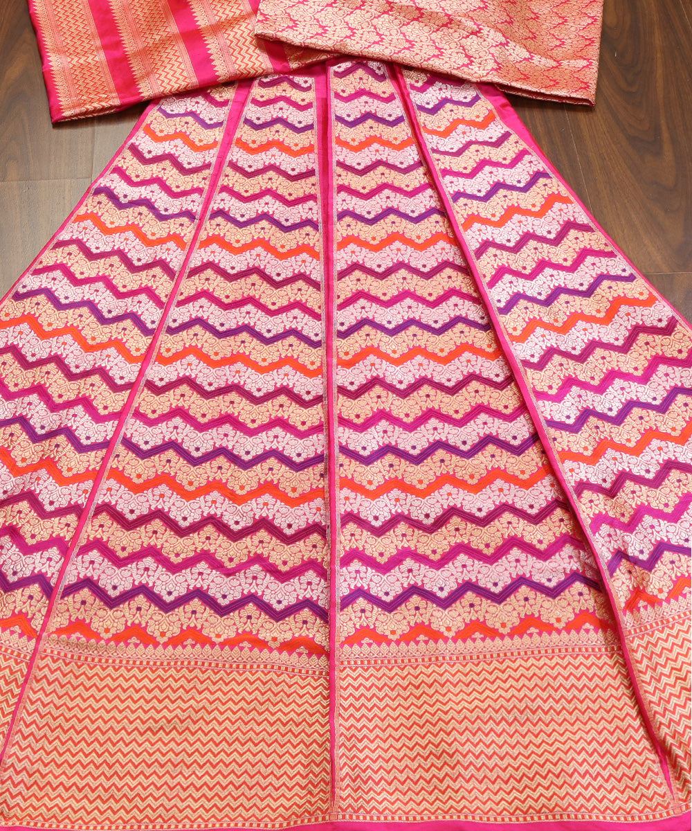 Pink_Pure_Katan_Silk_Handloom_Kadhwa_Banarasi_Lehenga_With_Meenakari_Chevron_Weaving_WeaverStory_02