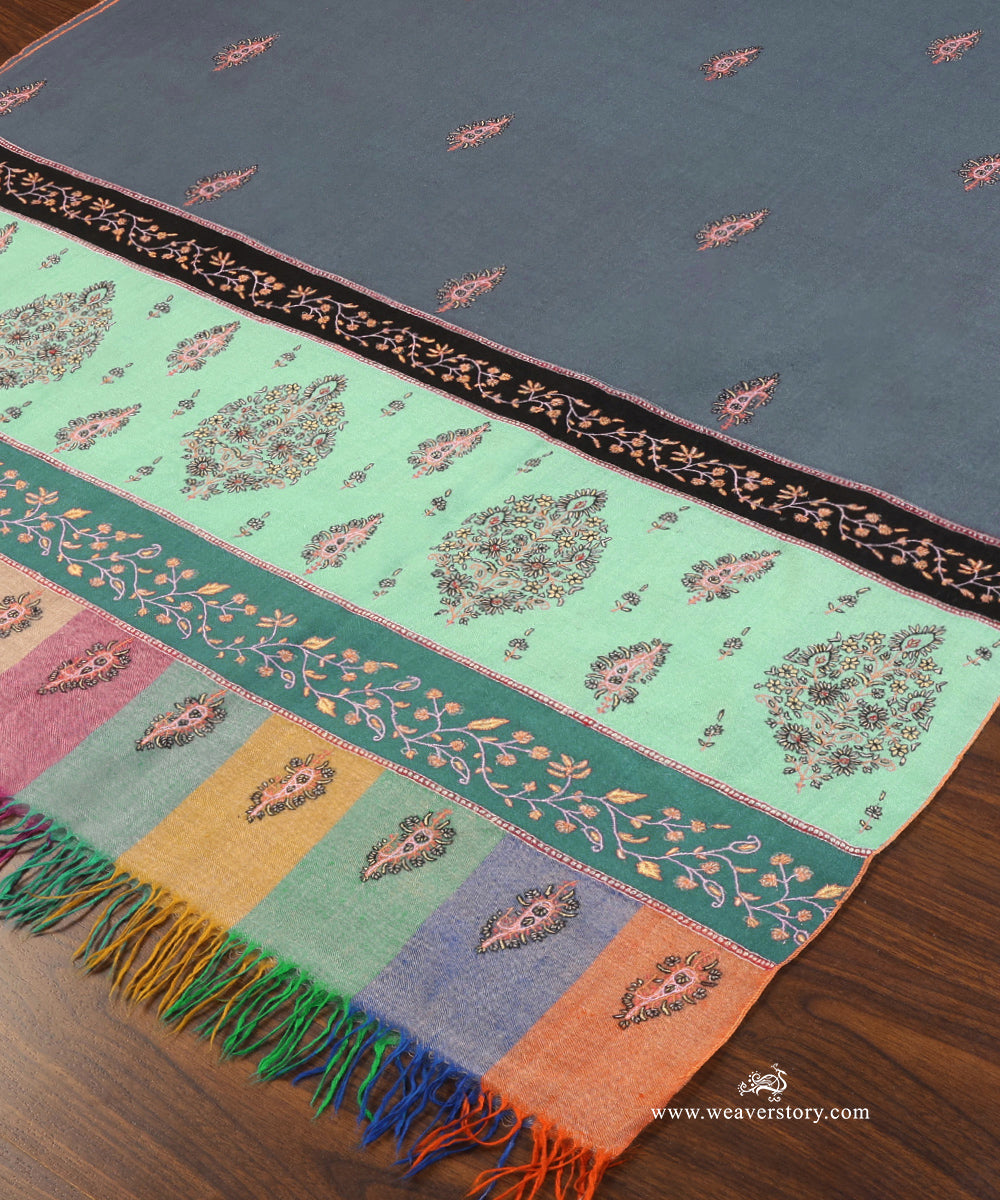 Pigeon_Grey_Pure_Pashmina_Shawl_With_Hand_Embroidered_Needle_Work_WeaverStory_04