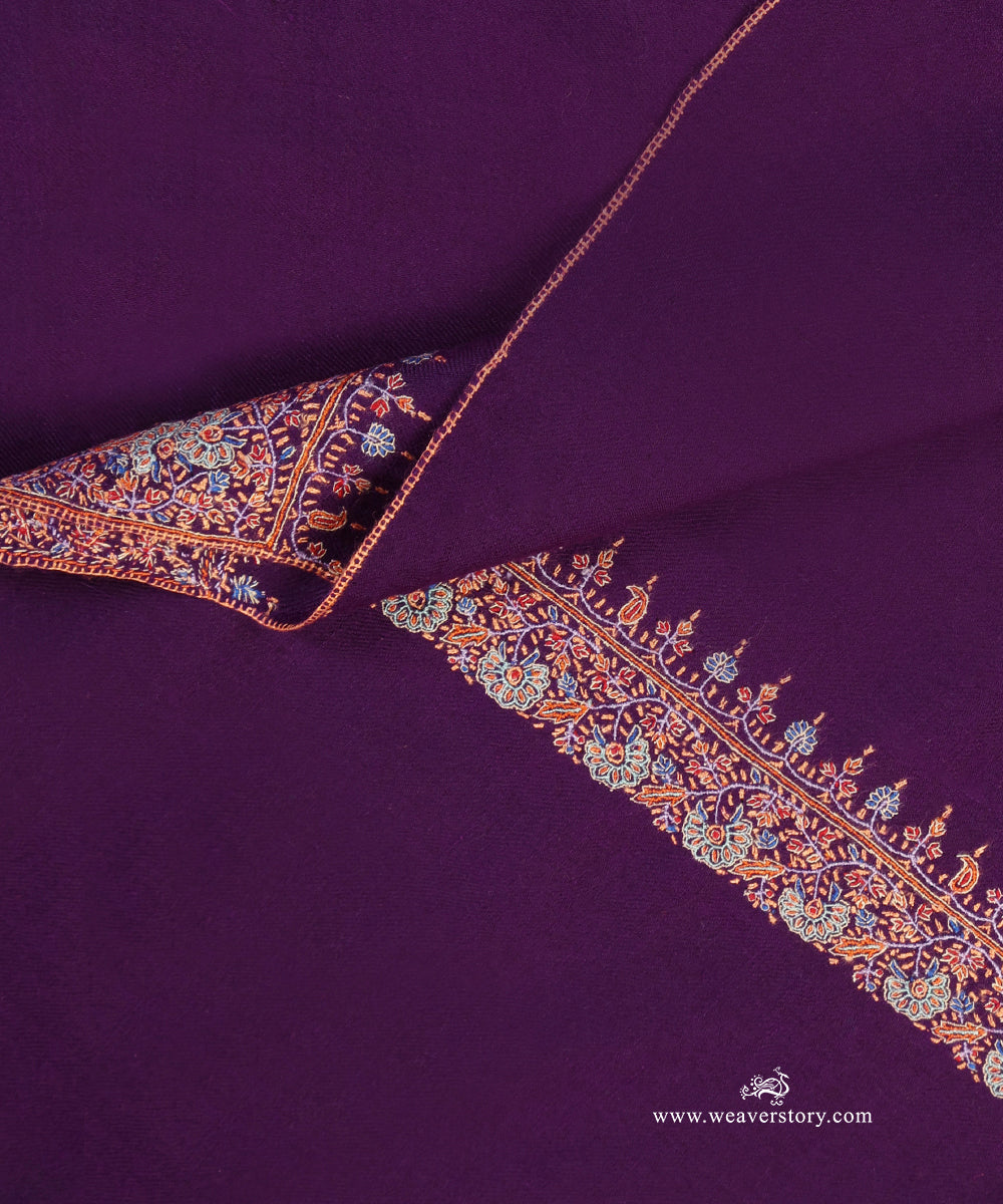 Purple_Pure_Pashmina_Shawl_With_Sozini_Border_WeaverStory_05