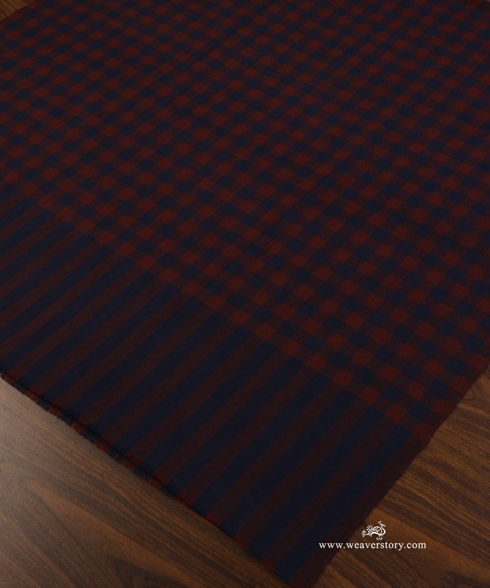 Blue_And_Maroon_Checkered_Pure_Pashmina_Shawl_With_Ikat_Weaving_WeaverStory_04
