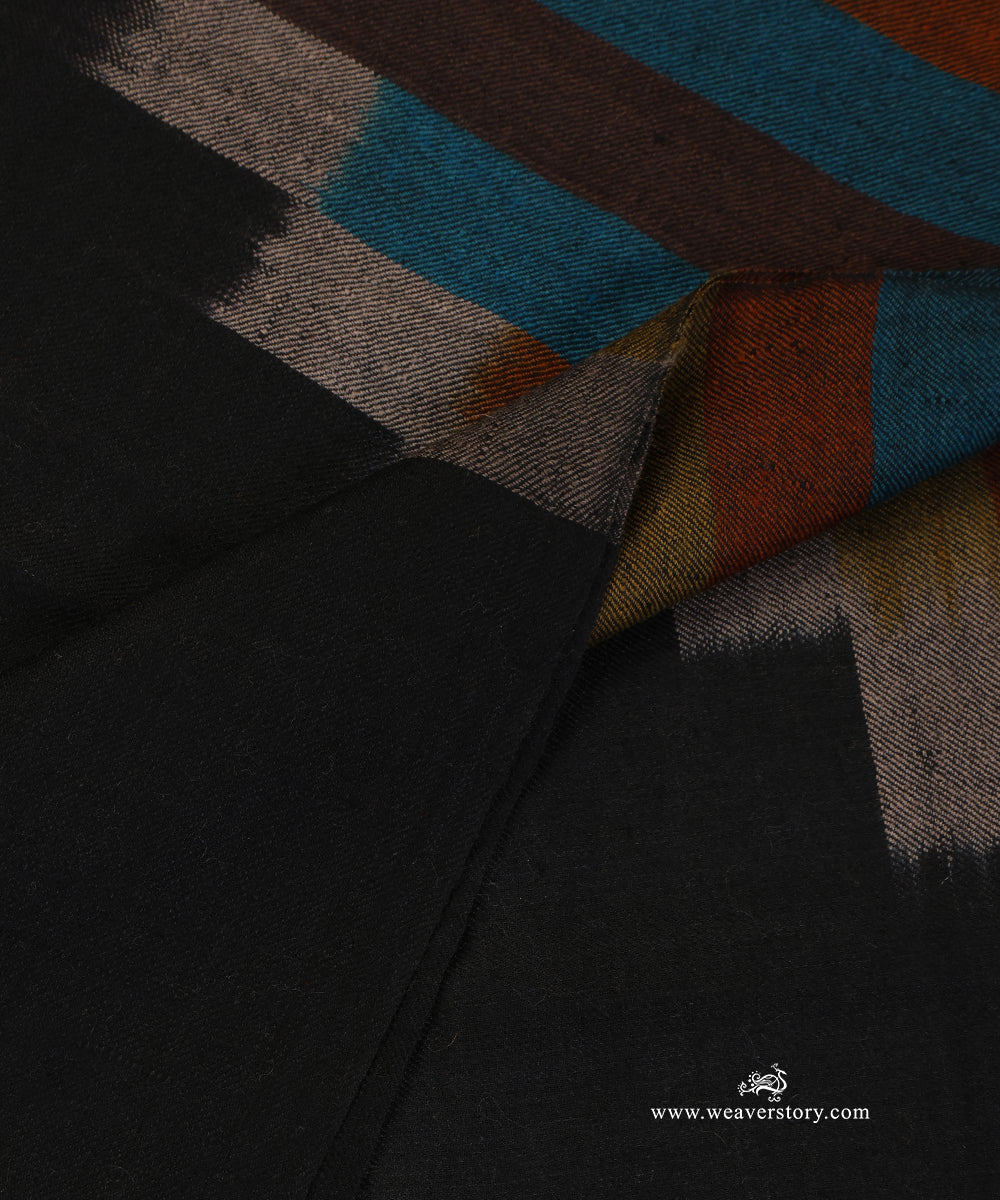 Black_Pure_Pashmina_Shawl_With_Colourful_Ikat_Weaving_WeaverStory_05