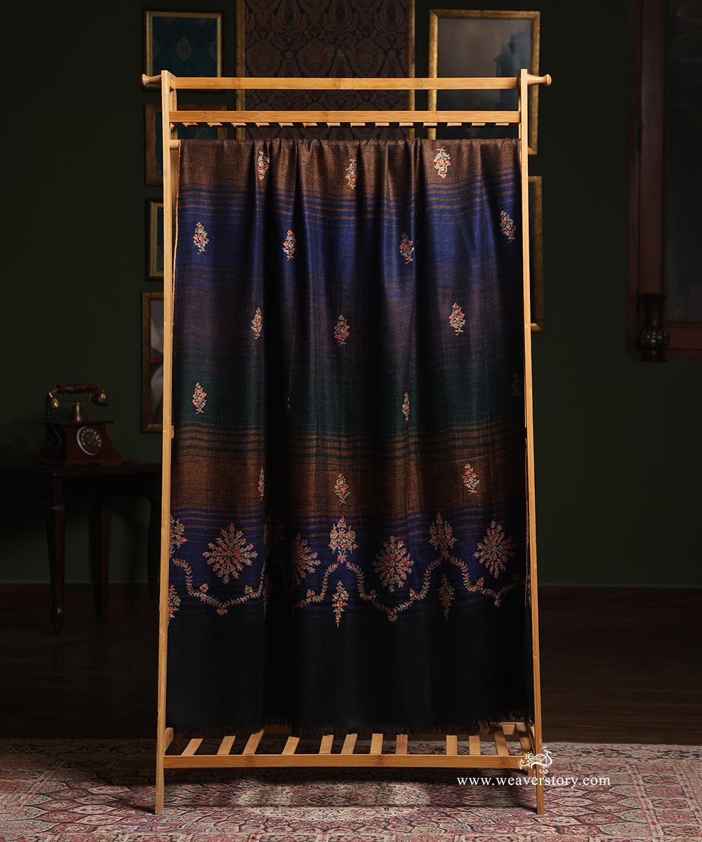 Blue_And_Brown_Pure_Pashmina_Shawl_With_Ikat_Weaving_And_Soznikari_Booti_WeaverStory_02