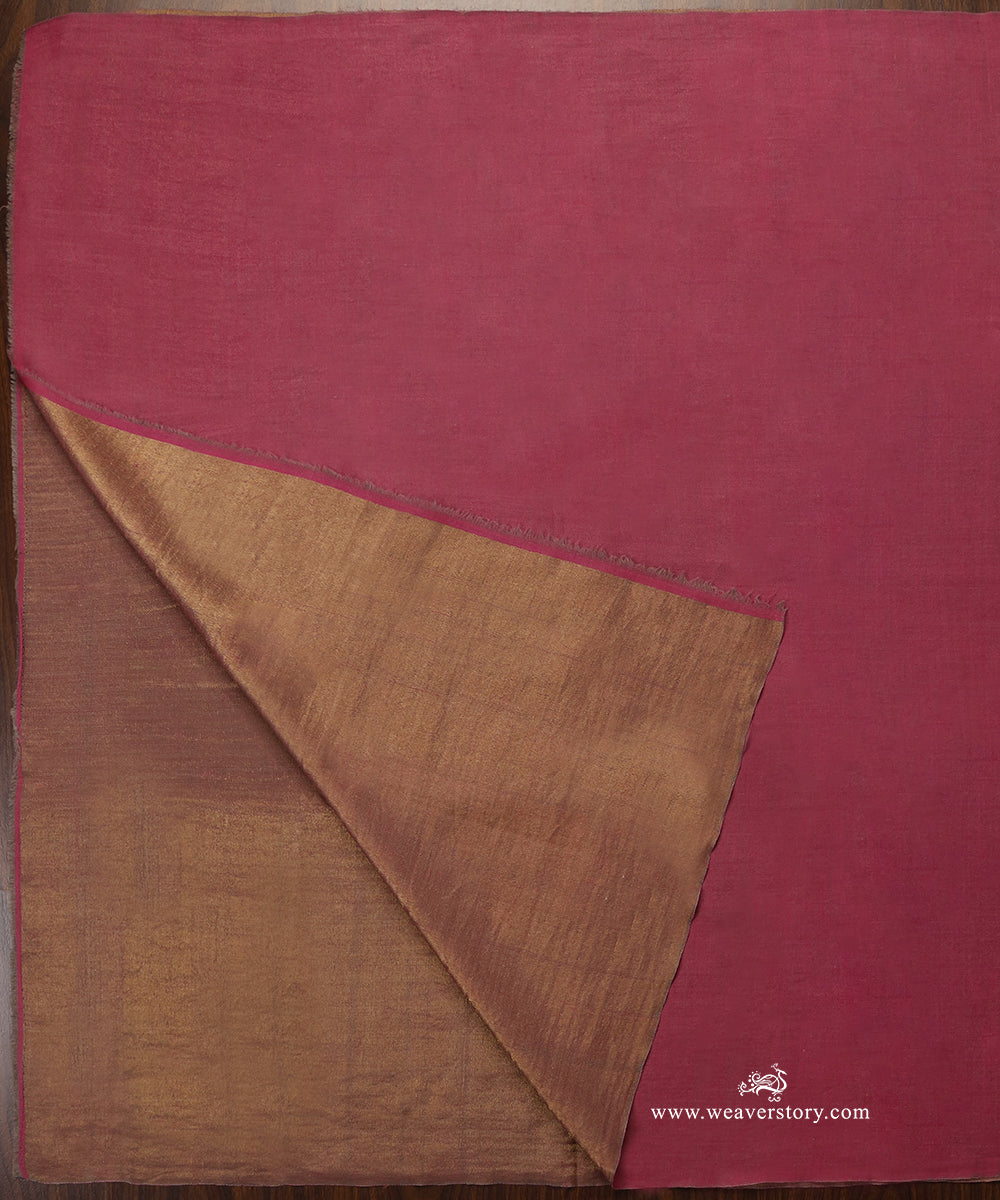 Maroon_And_Golden_Pure_Pashmina_Shawl_With_Double_Shade_Zari_WeaverStory_03