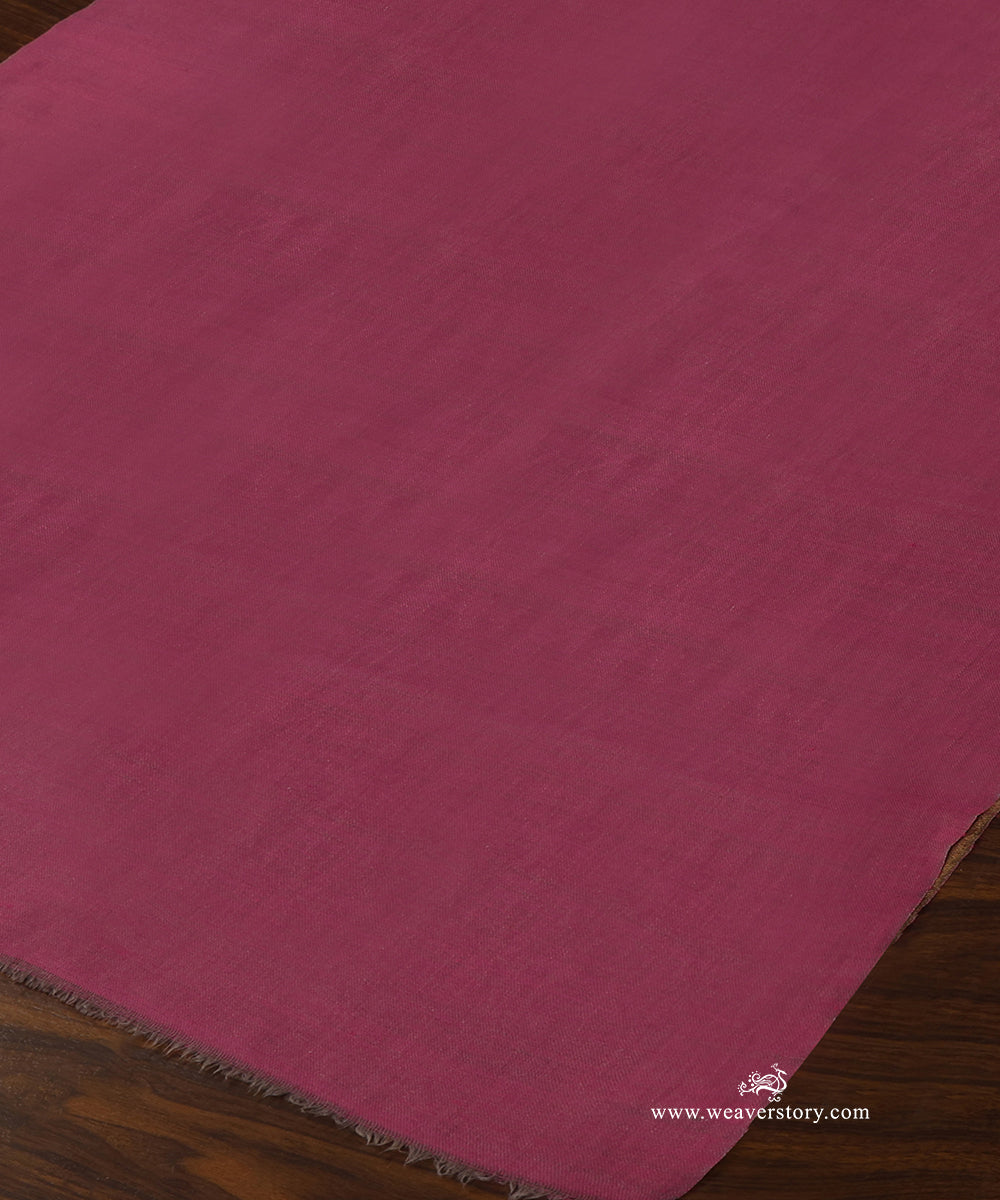 Maroon_And_Golden_Pure_Pashmina_Shawl_With_Double_Shade_Zari_WeaverStory_04