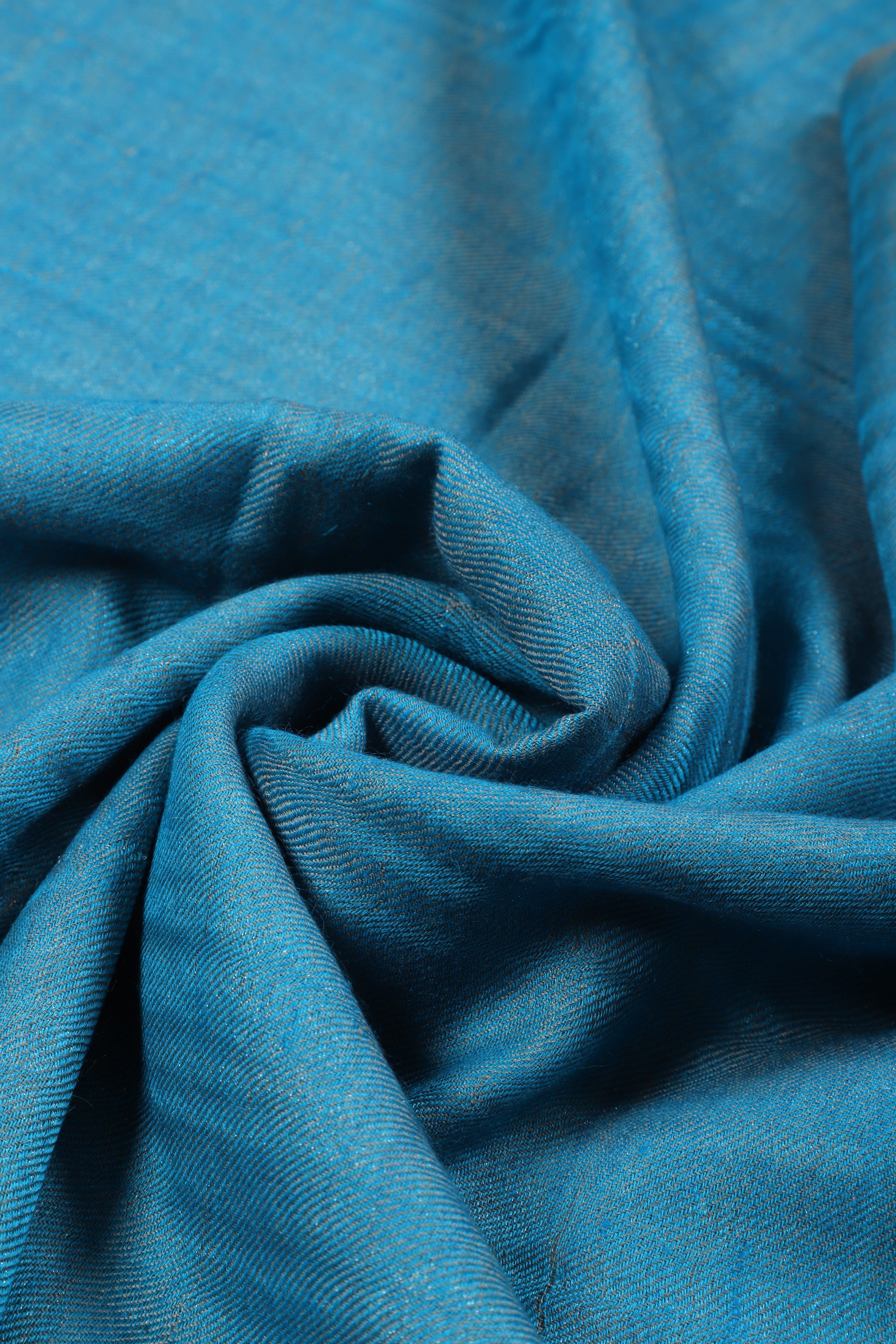 Light_Blue_Zari_Handwoven_Double_Shade_Pure_Pashmina_Stole_WeaverStory_04
