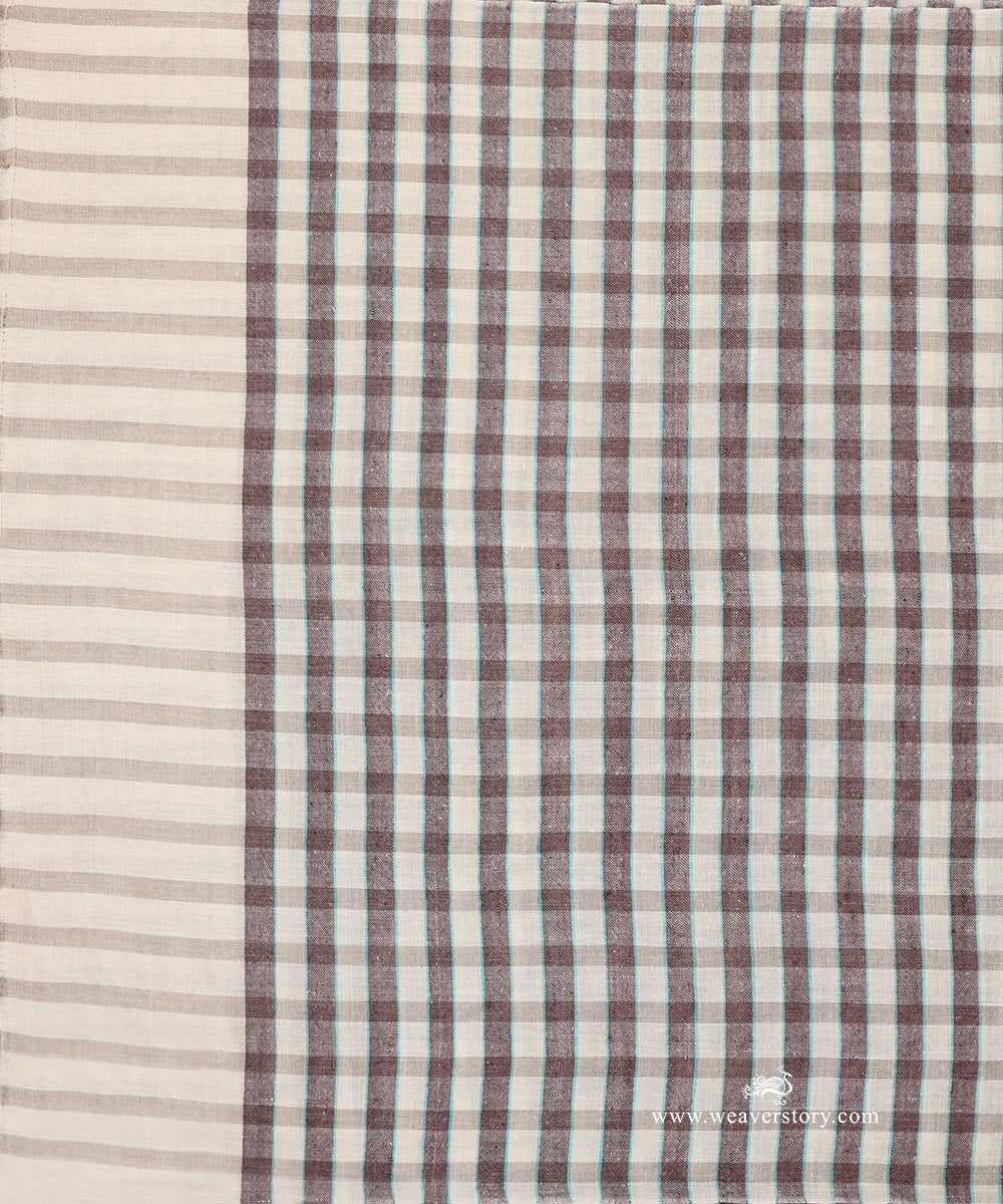 White_Handwoven_Unisex_Ikat_Design_Chak_Stripe_Pure_Pashmina_Stole_WeaverStory_02