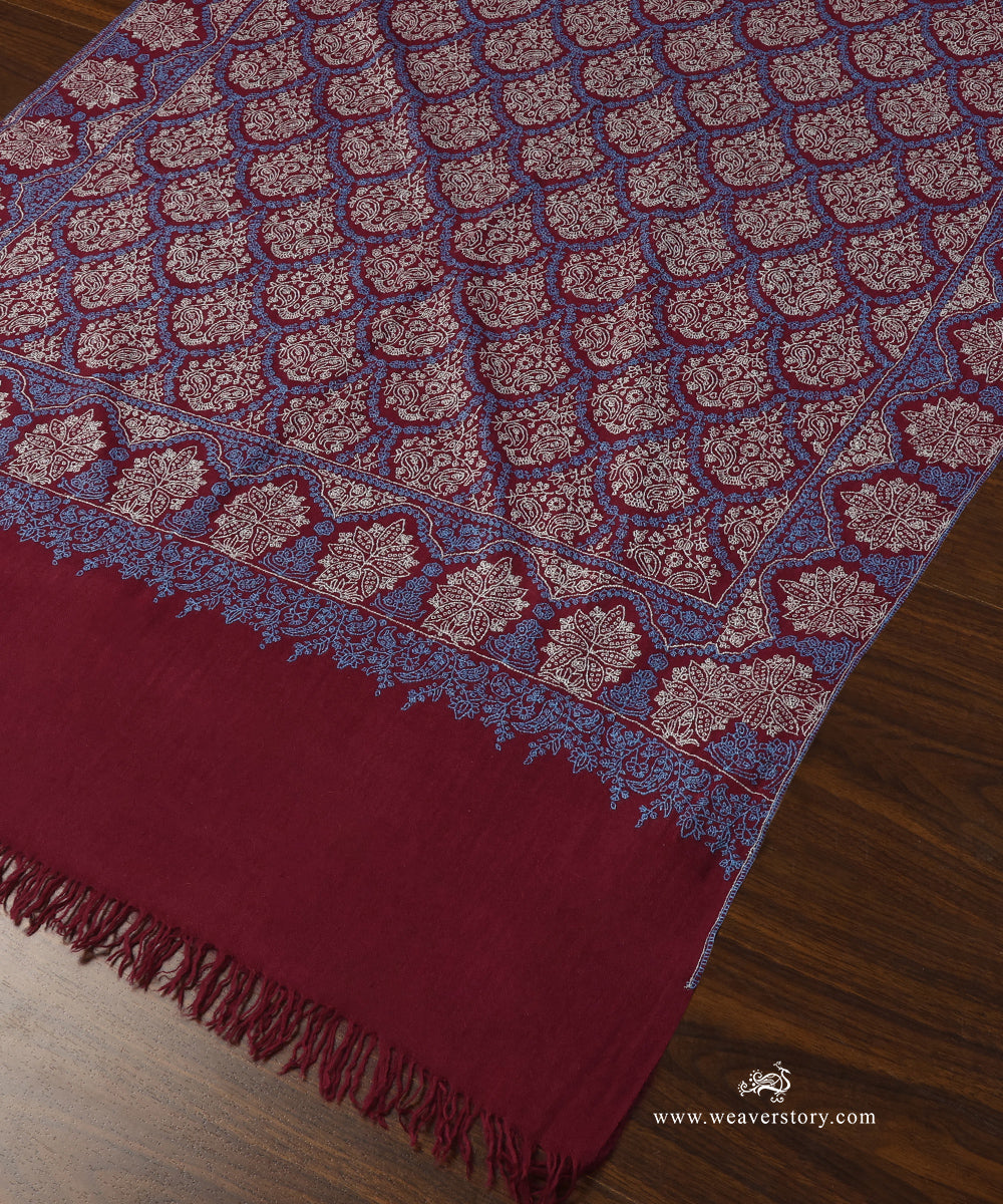 Maroon_Handwoven_Pure_Pashmina_Stole_With_Soznikari_WeaverStory_03