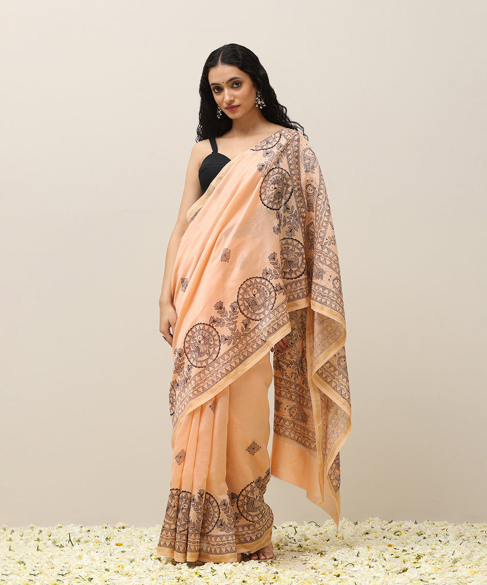 Handloom_Light_Peach_Chanderi_Handpainted_Madhubani_Saree_With_Black_Fish_Motifs_WeaverStory_01