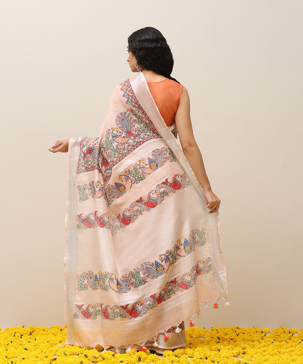 Light_Peach_Handloom_Linen_Handpainted_Madhubani_Saree_With_Peacock_Motifs_WeaverStory_03