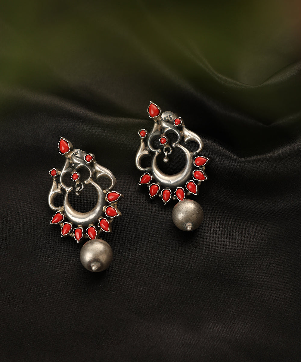 Shorya_Handcrafted_Coral_Oxidised_Pure_Silver_Earrings_WeaverStory_01