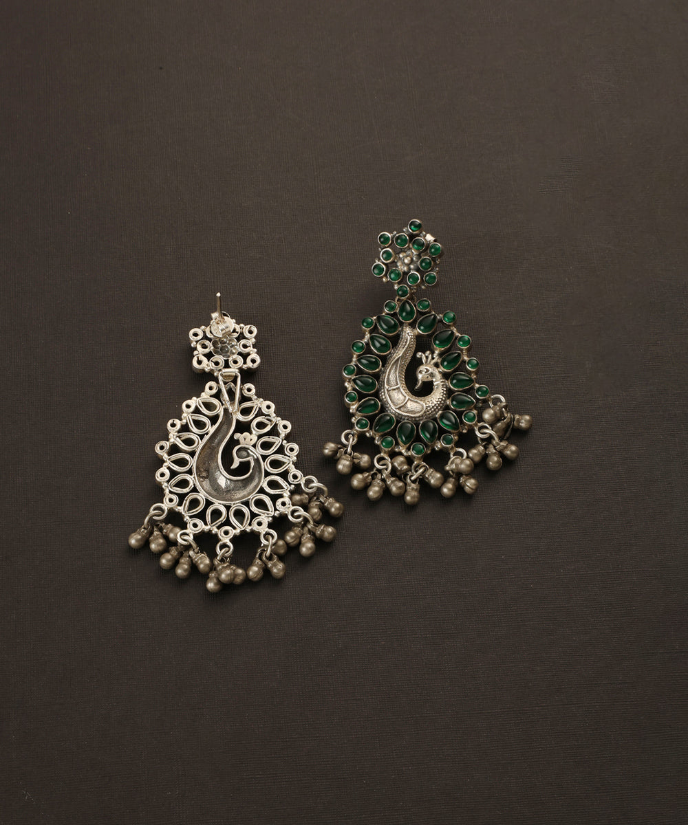 Aletta_Handcrafted_Oxidised_Pure_Silver_Green_Earrings_WeaverStory_03