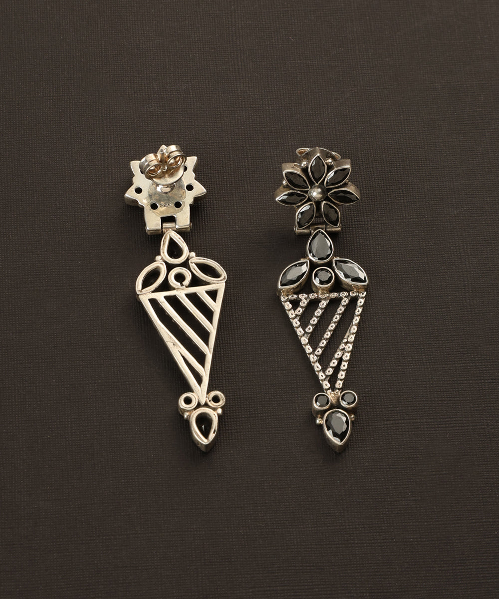 Dushyant_Handcrafted_Oxidised_Pure_Silver_Black_Earrings_WeaverStory_03