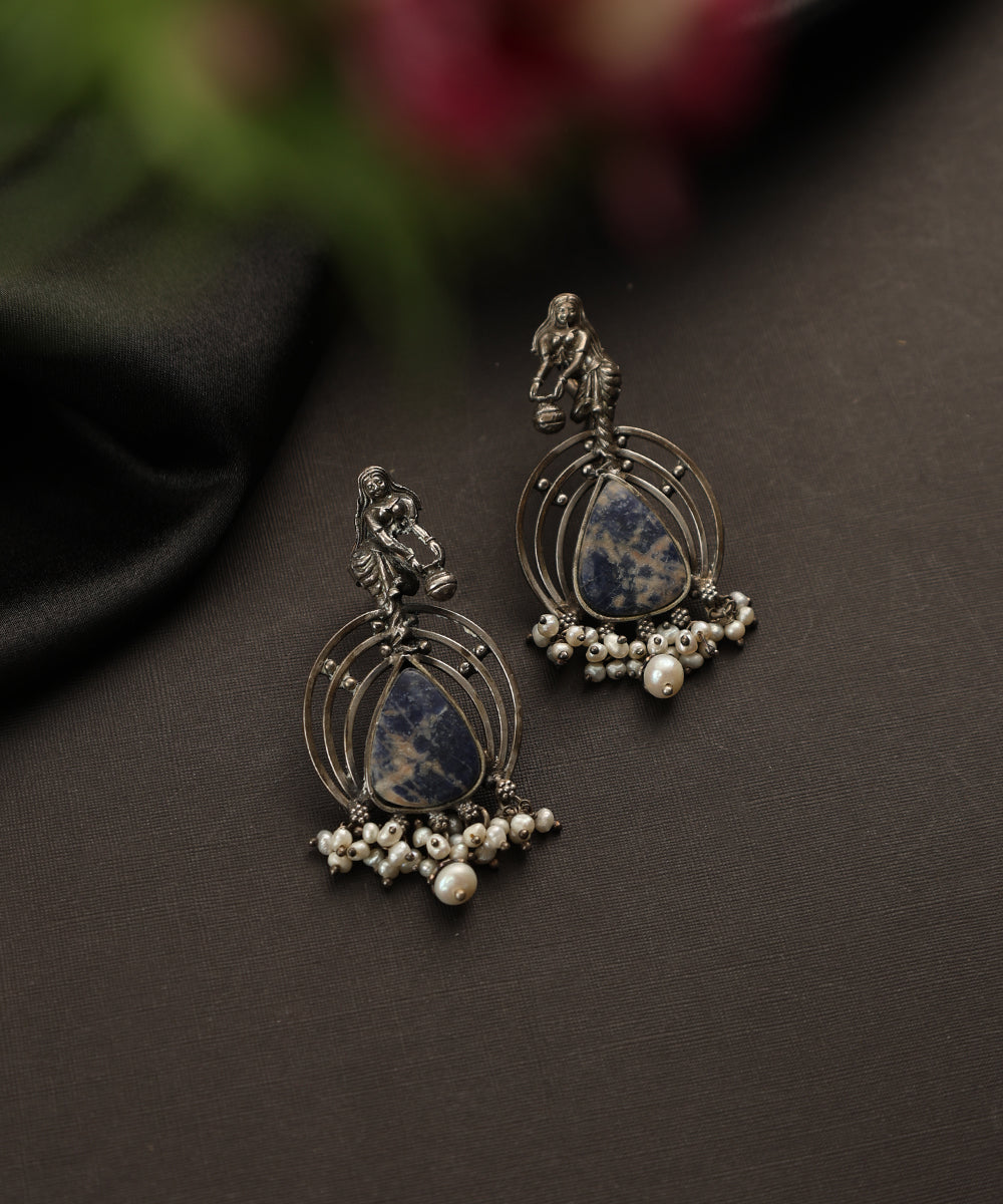 Iliya_Handcrafted_Oxidised_Pure_Silver_Lapis_Earrings_WeaverStory_01