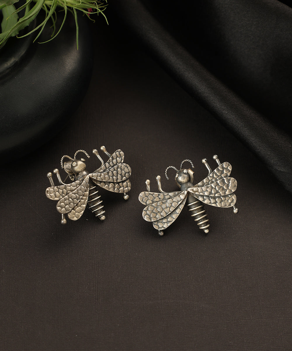 Beryl_Handcrafted_Oxidised_Pure_Silver_Butterfly_Earrings_WeaverStory_01
