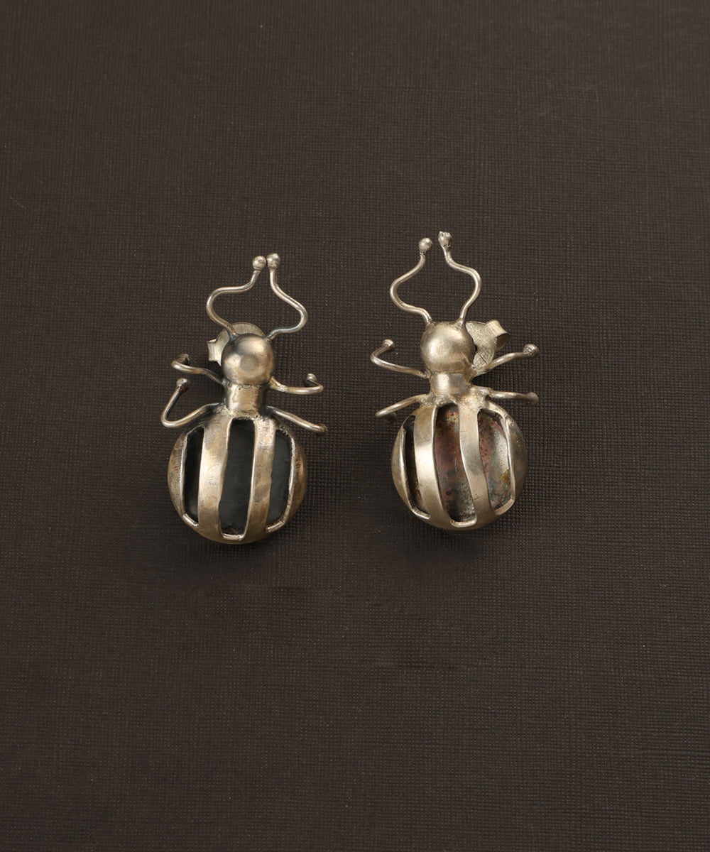 Chalipa_Handcrafted_Oxidised_Pure_Silver_Earrings_WeaverStory_02