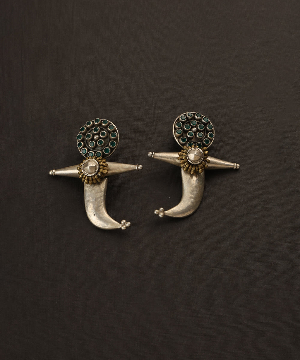 Ahnaf_Handcrafted_Oxidised_Pure_Silver_Green_Earrings_WeaverStory_02