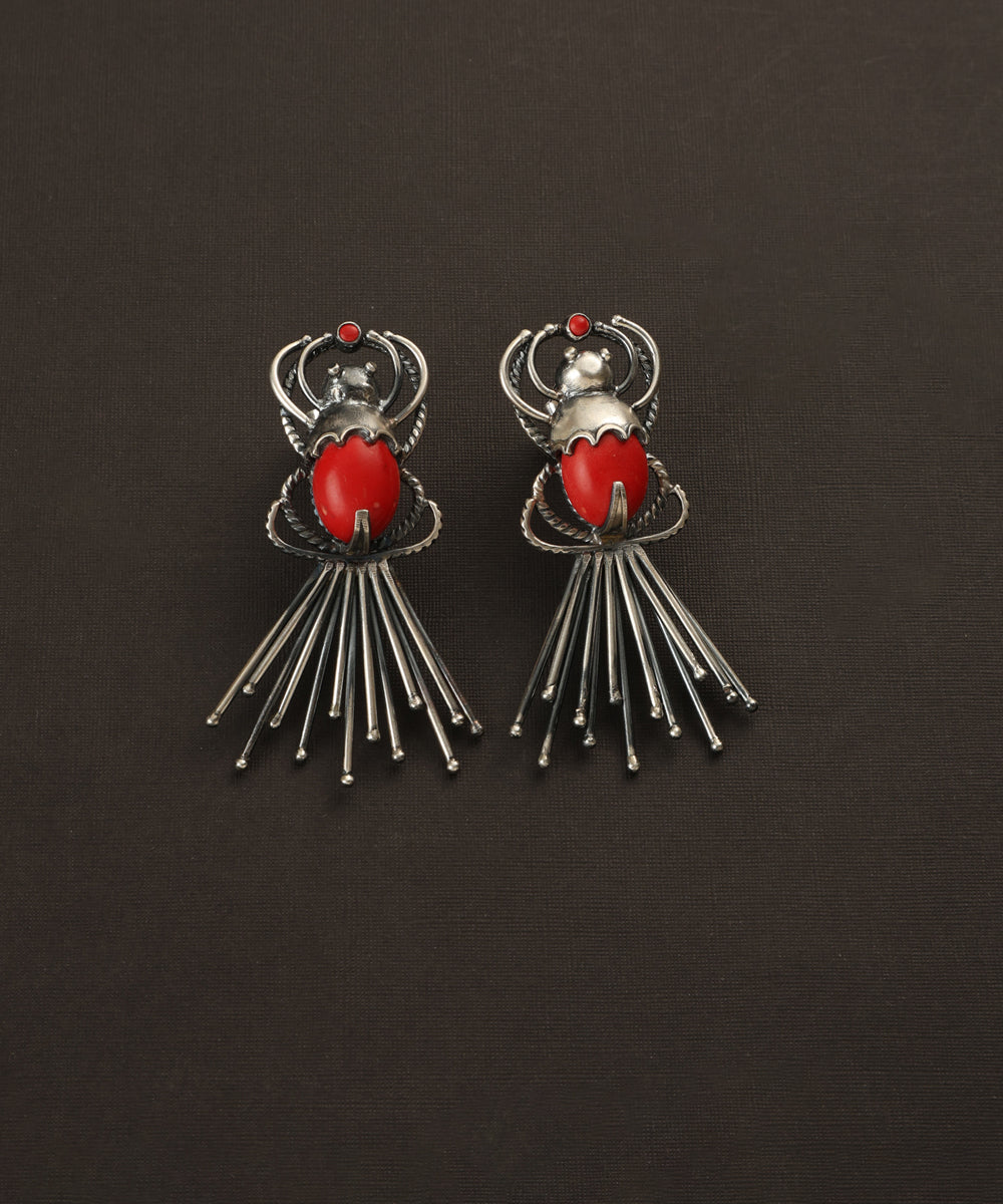 Jasiya_Handcrafted_Oxidised_Pure_Silver_Earrings_WeaverStory_02