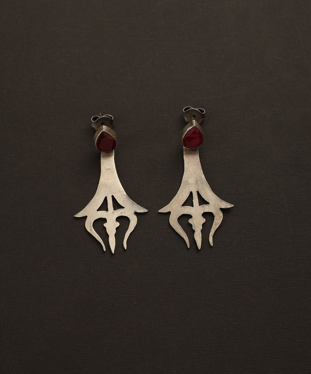Shubho_Handcrafted_Oxidised_Pure_Silver_Earrings_WeaverStory_02