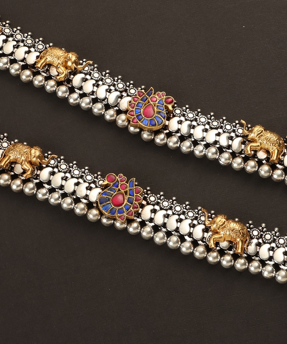 Kaysan_Handcrafted_Oxidised_Pure_Silver_Anklets_With_Elephant_And_Peacock_Motifs_WeaverStory_03