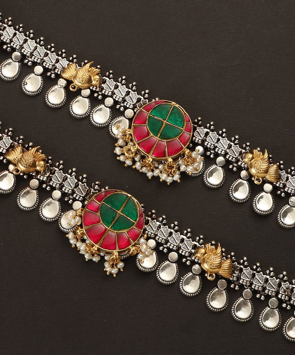 Hayyan_Handcrafted_Oxidised_Pure_Silver_Anklets_With_Birds_Motifs_WeaverStory_03
