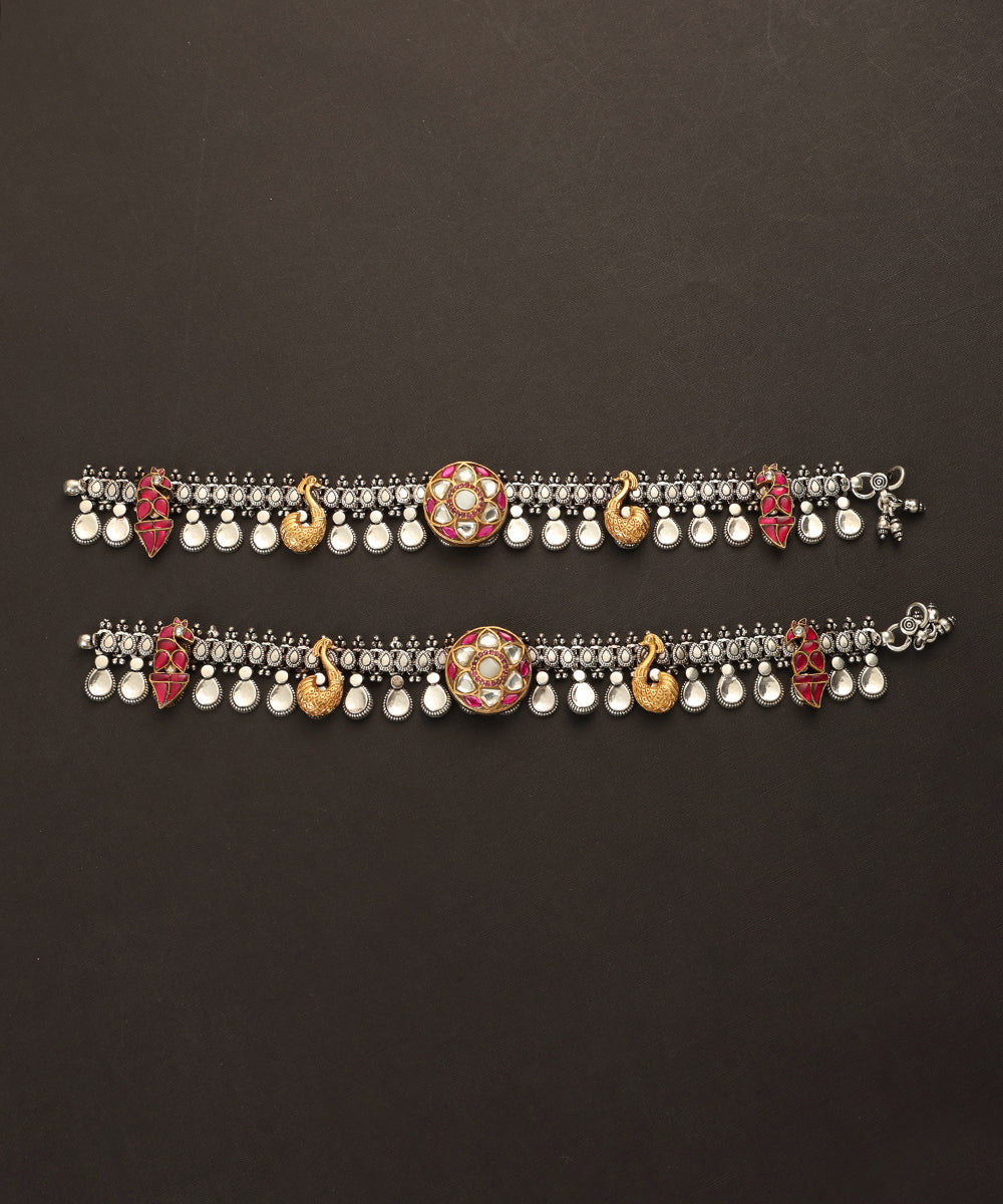 Ezhil_Handcrafted_Oxidised_Pure_Silver_Anklets_With_Peacock_Motifs_WeaverStory_02